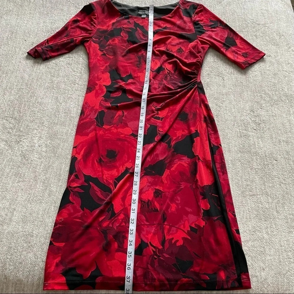 Connected Apparel Black  and Red Rose Floral Short Sleeve Dress Sz 6 - Picture 11 of 16